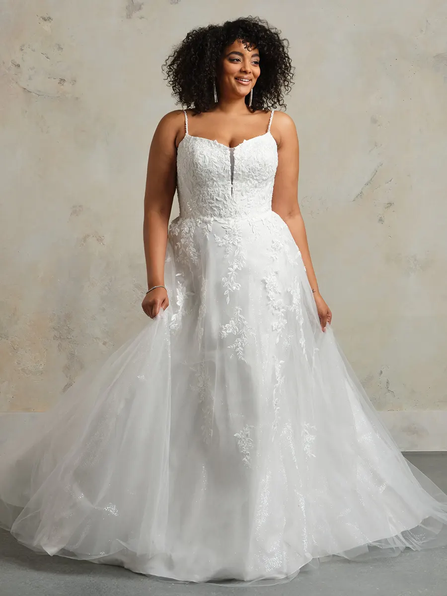 How to Choose the Best Plus-Size Wedding Gown for Your Body
