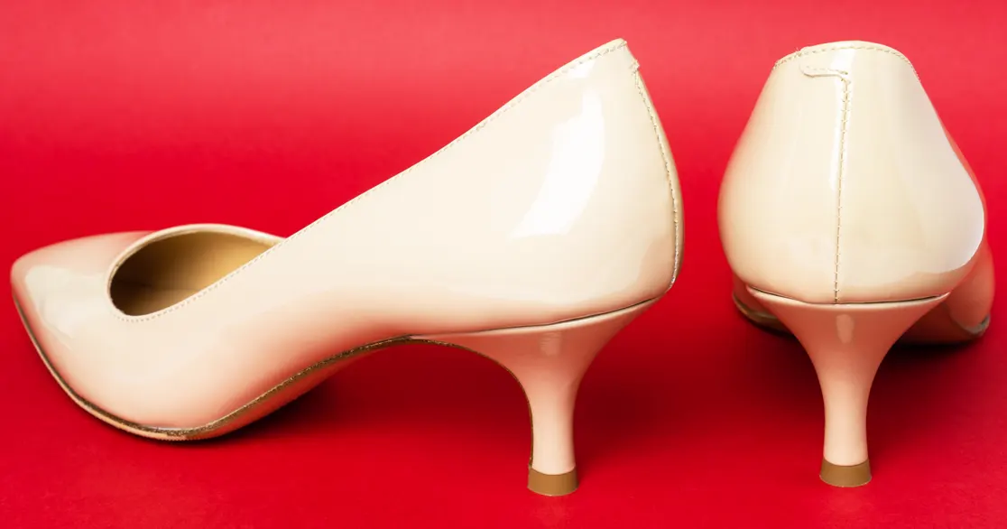 Accessories that Complement Plus-Size Wedding Dresses