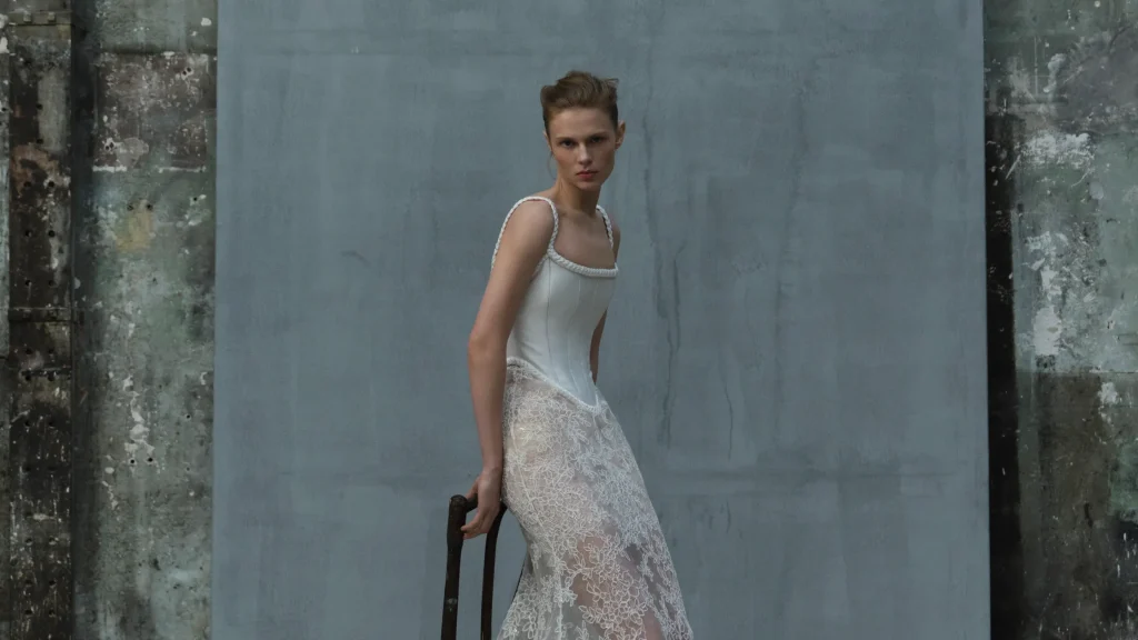 The Basque Waist—Somehow Cooler Than Ever