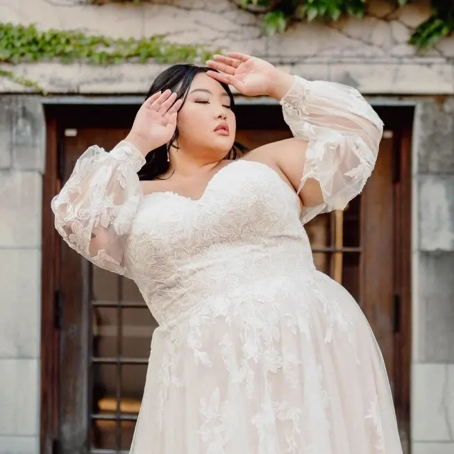 Plus-Size wedding dress