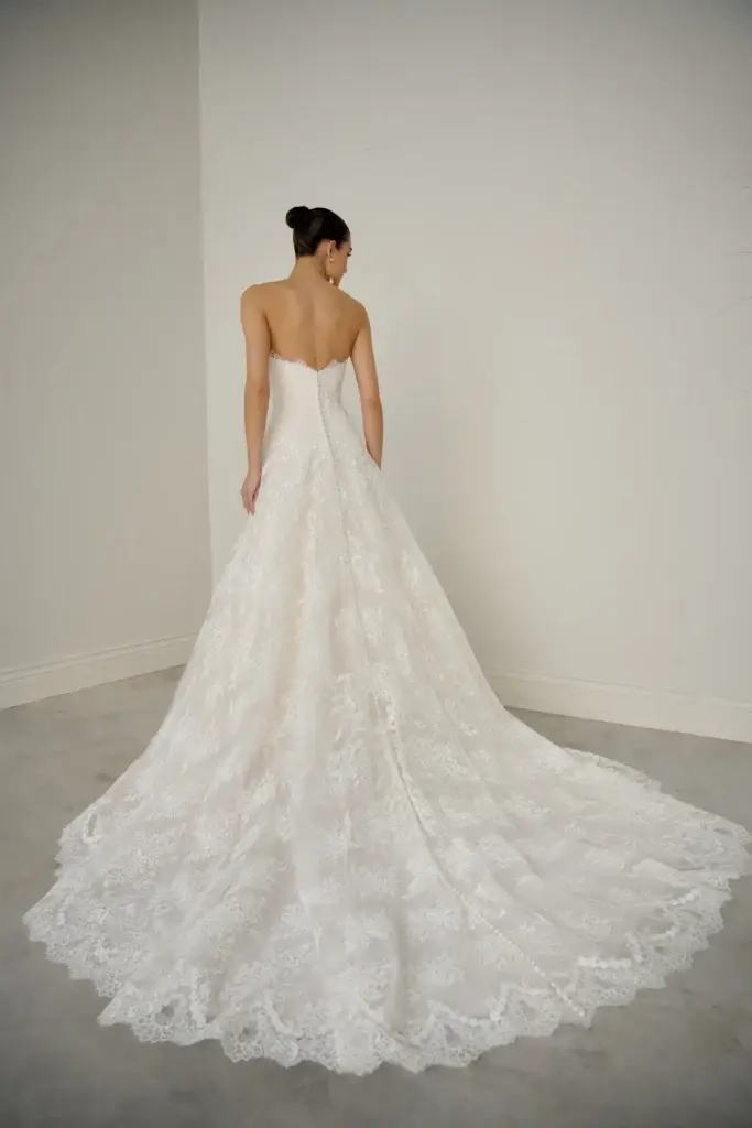 Orlando Bridal Gowns